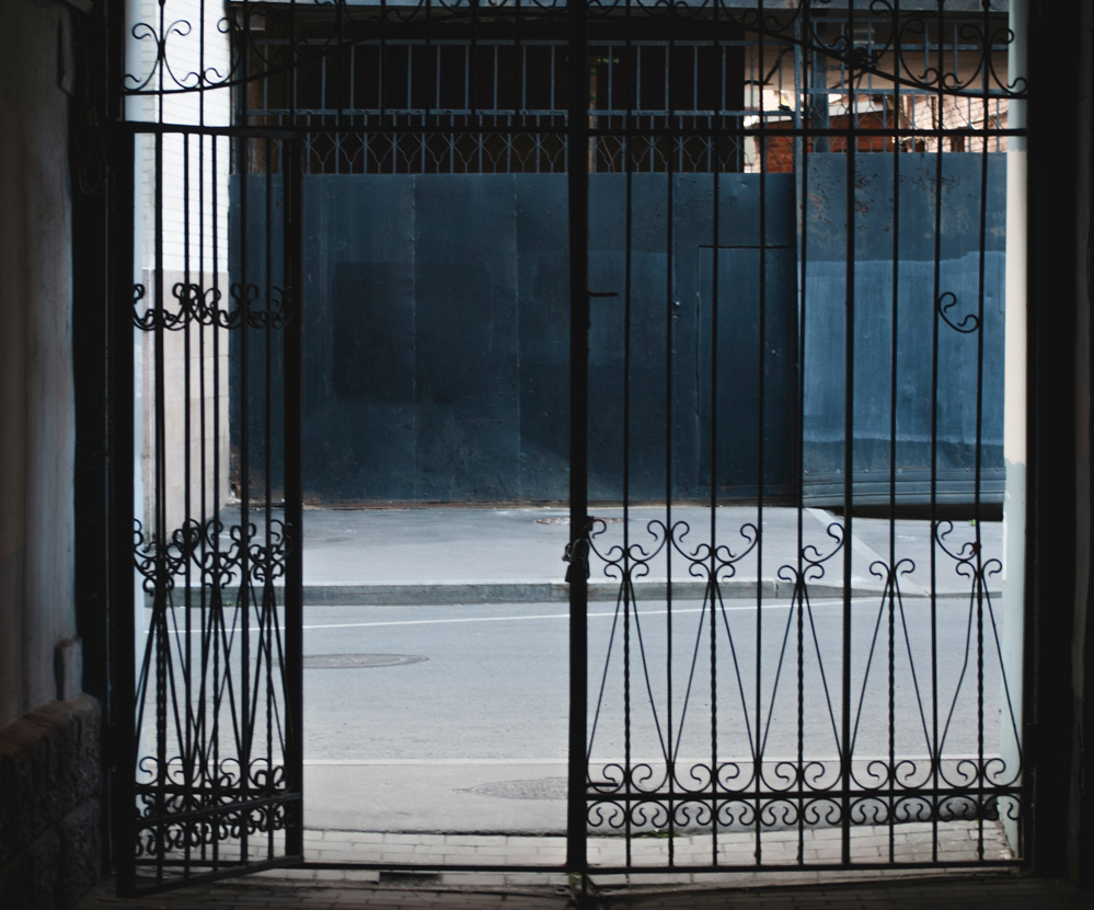 Barrier gates